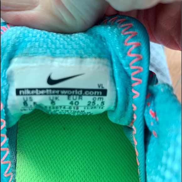 Nike sneakers - Picture 4 of 5